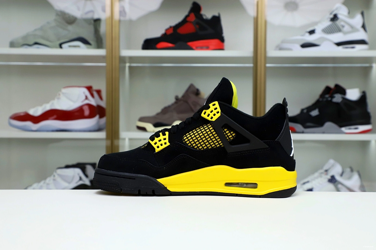 Air Jordan Jordan4  2023 thunder 0726